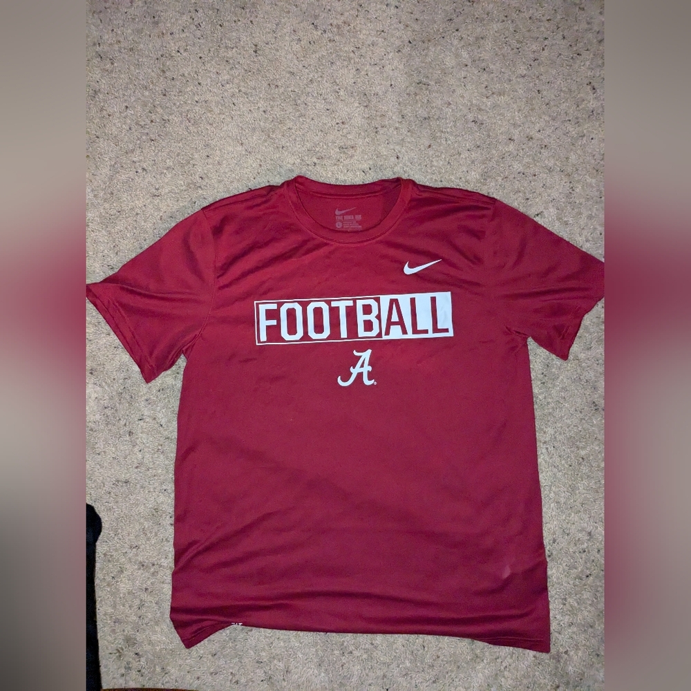 Four (4) Nike dri fit mens Alabama tshirts large.
